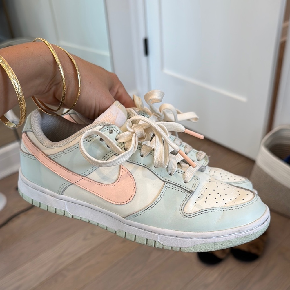 Nike Jordan Dunks Women's Sneakers